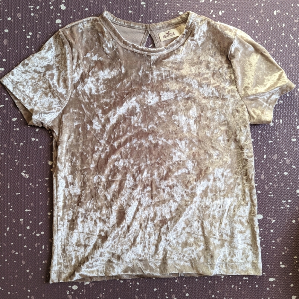 Hollister crushed velvet top